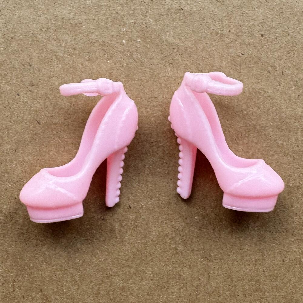 1/6 Scale Vintage High Heels F - Vintage Collectible Barbies recension och pris